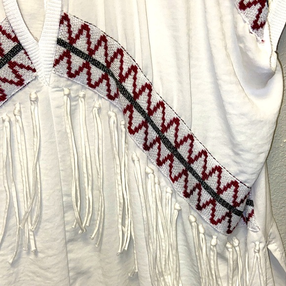 Zara White Fringe Deep VNeck Oversized Embroidered Festival Boho Tribal Top 3465 - Picture 5 of 8